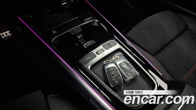 Mercedes-Benz EQB 2025 — ფოტო 25/32