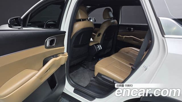 Kia Sorento 2024 — фото 12 из 20