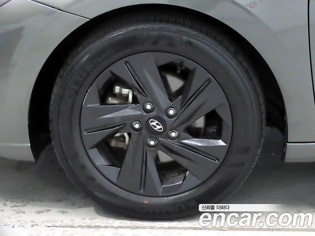 Hyundai Avante 2021 — ფოტო 20/20
