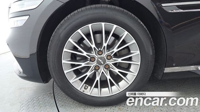 Genesis Electrified G80 2020 — ფოტო 5/20