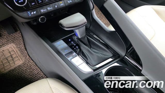 Hyundai Avante 2022 — Şəkil 9/20
