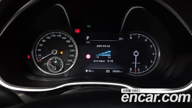 Genesis Electrified G80 2021 — фото 8 из 20