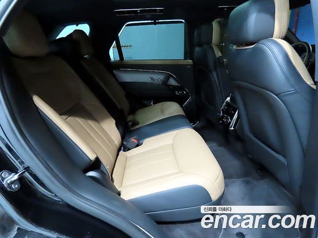 Land Rover Range Rover Sport 2025 — ფოტო 11/19