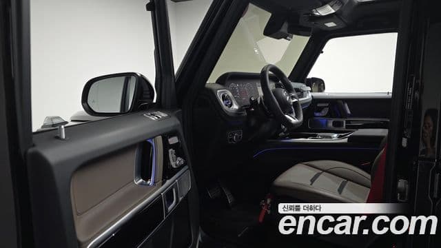 Mercedes-Benz G-Class 2025 — ფოტო 10/20