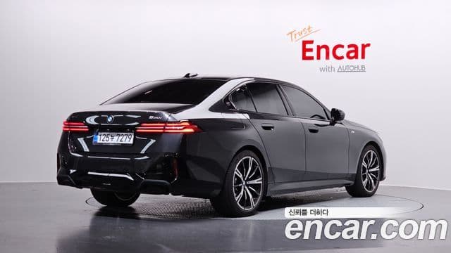 BMW 5 Series 2025 — ფოტო 2/20