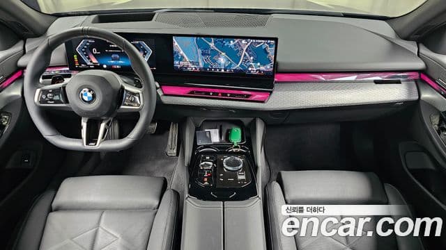 BMW 5 Series 2025 — ფოტო 7/20
