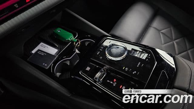 BMW 5 Series 2025 — ფოტო 9/20