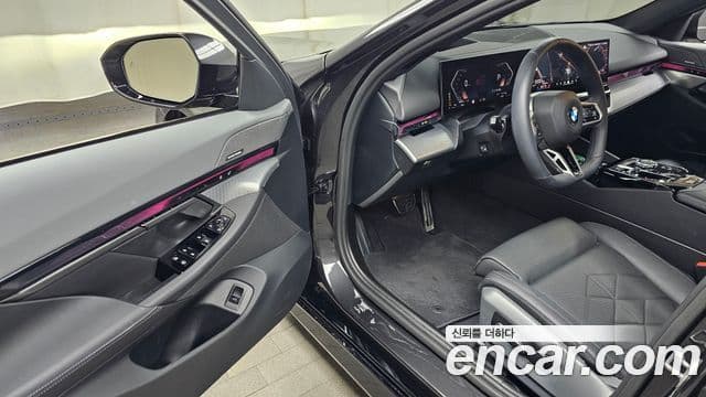 BMW 5 Series 2025 — ფოტო 10/20