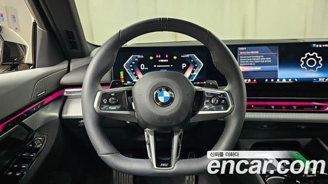 BMW 5 Series 2025 — ფოტო 14/20