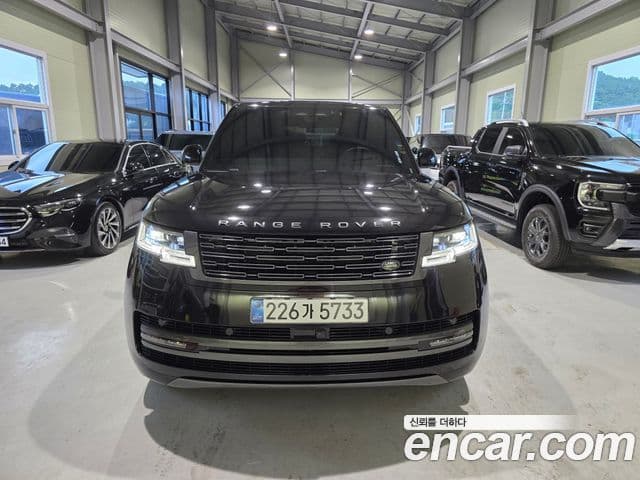 Land Rover Range Rover 2024 — ფოტო 2/20