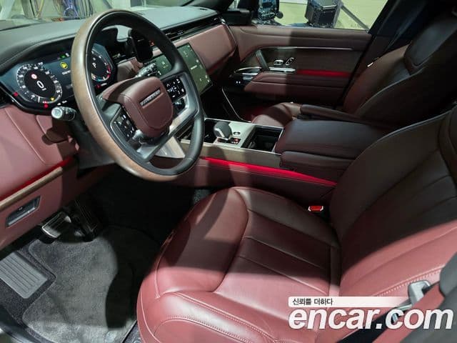 Land Rover Range Rover 2024 — ფოტო 7/20