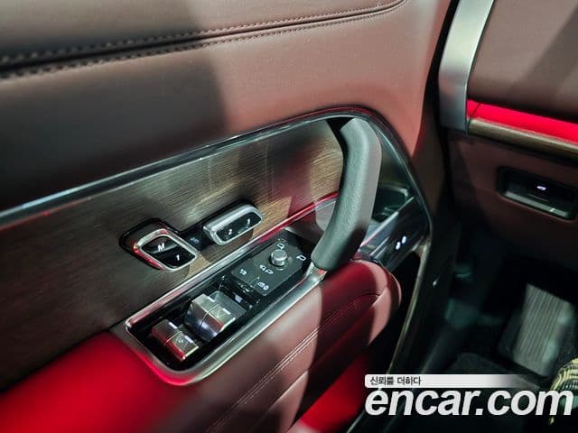 Land Rover Range Rover 2024 — ფოტო 9/20