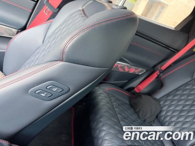 Genesis GV70 2023 — Şəkil 6/14