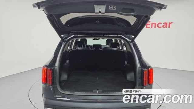 Kia Sorento 2021 — ფოტო 20/20