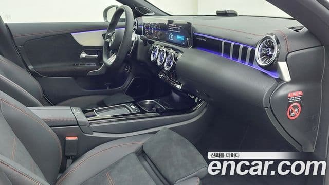 Mercedes-Benz CLA-Class 2025 — Şəkil 13/18