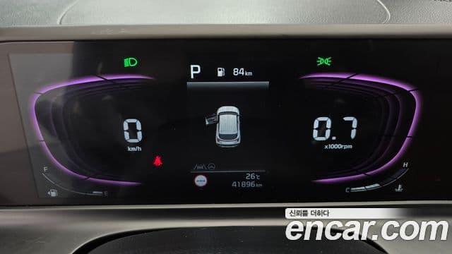 Kia Seltos 2024 — ფოტო 8/20