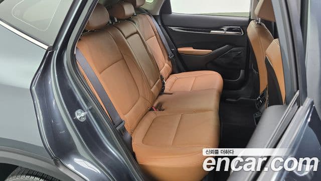Kia Seltos 2024 — фото 11 из 20