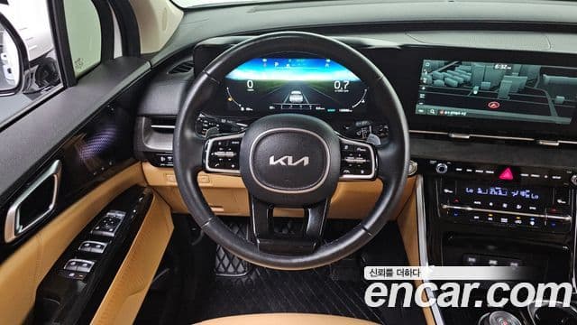 Kia Carnival 2021 — ფოტო 12/20
