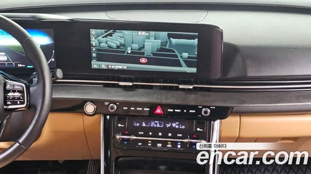 Kia Carnival 2021 — ფოტო 14/20