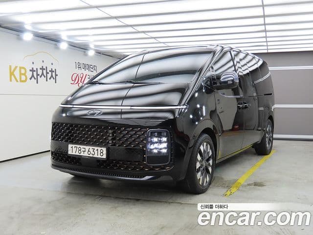 Hyundai Staria 2022 — ფოტო 1/20