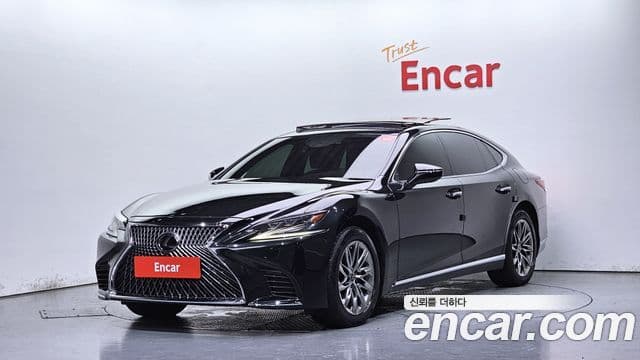 Lexus LS500 2019 — Şəkil 1/20
