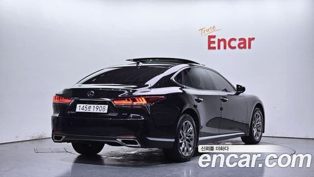 Lexus LS500 2019 — Şəkil 10/20