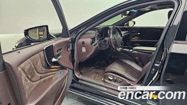 Lexus LS500 2019 — Şəkil 18/20