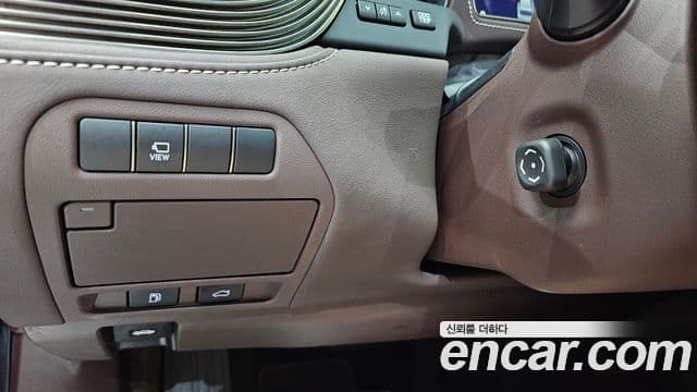 Lexus LS500 2019 — Şəkil 19/20
