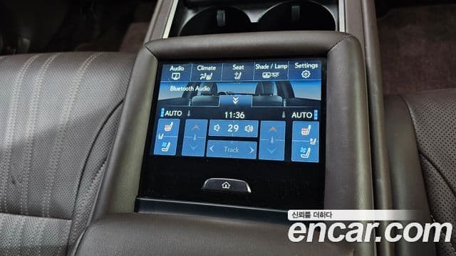 Lexus LS500 2019 — Şəkil 11/20