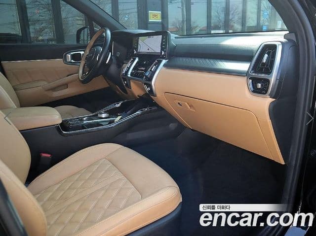 Kia Sorento 2021 — ფოტო 13/20
