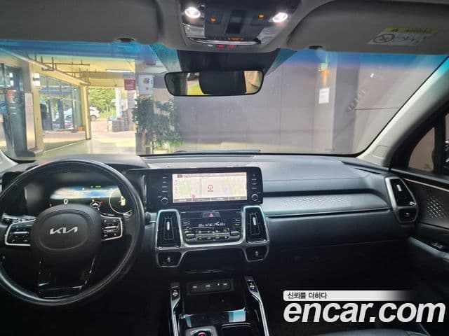 Kia Sorento 2022 — Фото 9/20