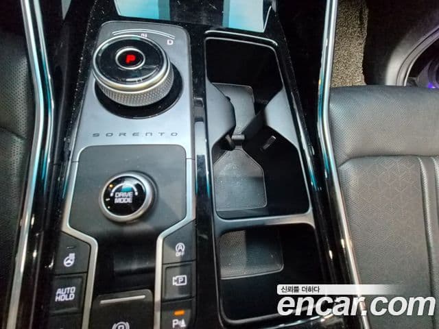 Kia Sorento 2022 — Фото 7/20