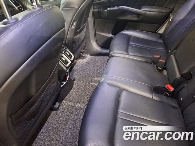 Kia Sorento 2022 — Фото 8/20