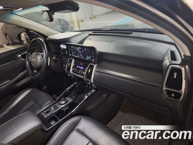 Kia Sorento 2022 — Фото 12/20
