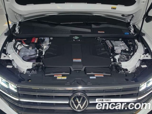 Volkswagen Touareg 2026 — ფოტო 5/15