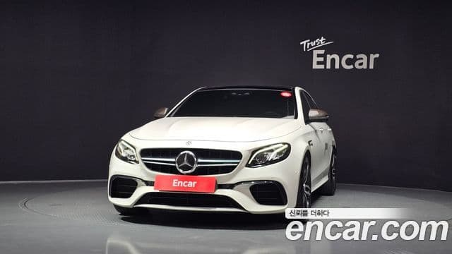 Mercedes-Benz E-Class 2018 — ფოტო 7/20