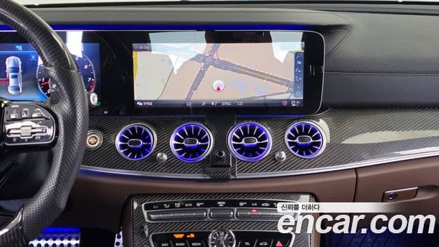 Mercedes-Benz E-Class 2018 — ფოტო 10/20