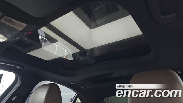 Mercedes-Benz E-Class 2018 — ფოტო 16/20