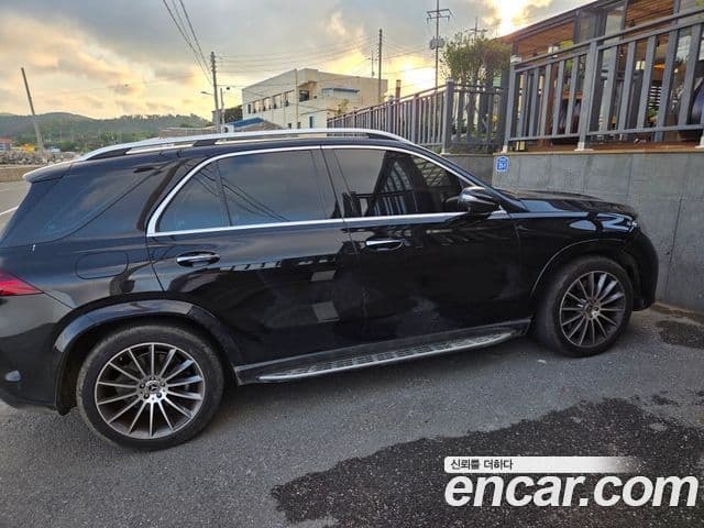 Mercedes-Benz GLE-Class 2024 — ფოტო 1/18