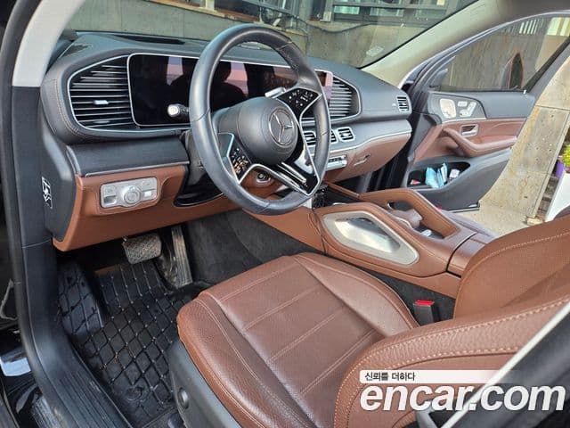 Mercedes-Benz GLE-Class 2024 — ფოტო 9/18