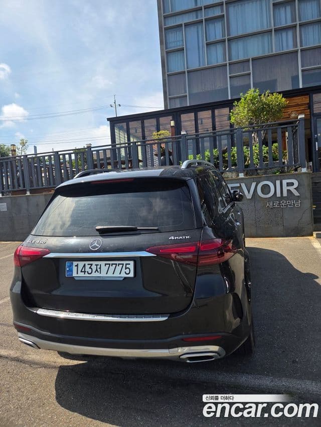 Mercedes-Benz GLE-Class 2024 — ფოტო 11/18