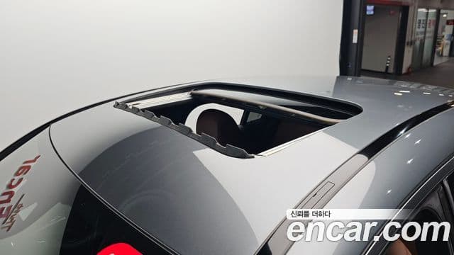 Mercedes-Benz GLC-Class 2022 — Photo 16/34