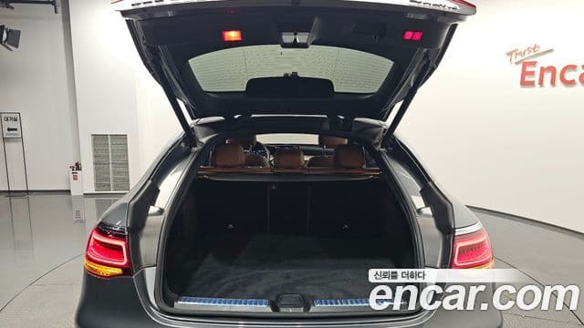 Mercedes-Benz GLC-Class 2022 — Photo 25/34