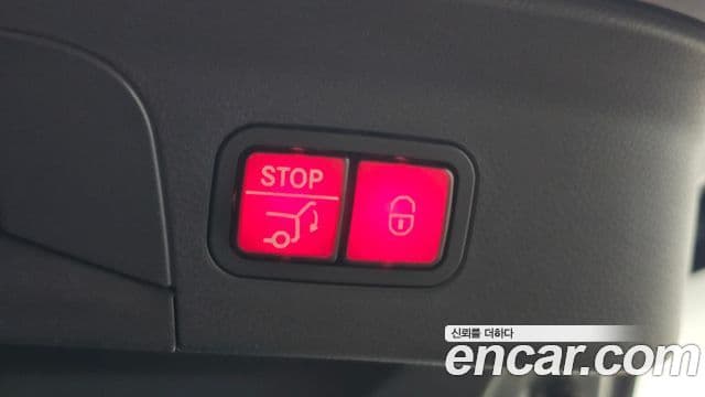 Mercedes-Benz GLC-Class 2022 — Photo 15/34