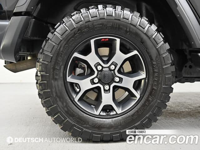 Jeep Wrangler 2019 — Photo 9/20