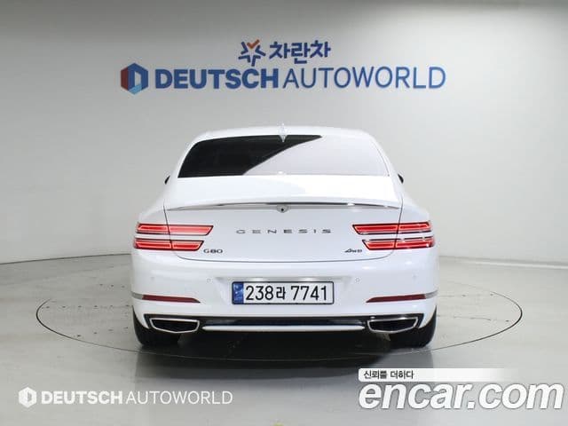Genesis Electrified G80 2023 — ფოტო 3/20