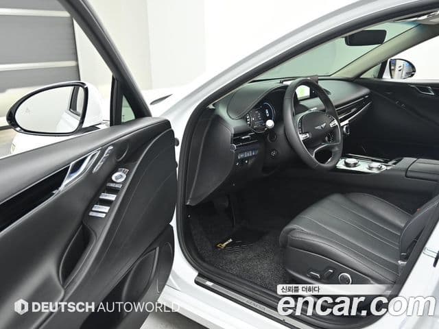 Genesis Electrified G80 2023 — ფოტო 10/20