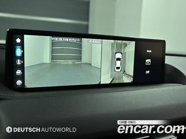 Genesis Electrified G80 2023 — ფოტო 14/20