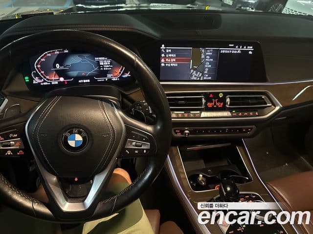 BMW X5 2020 — ფოტო 11/14