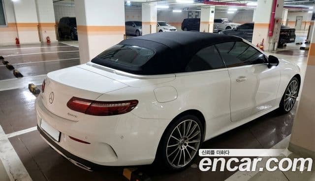 Mercedes-Benz E-Class 2022 — ფოტო 3/15
